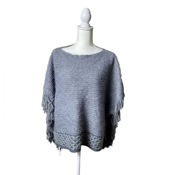 Lida Collection Womens Knit Poncho One Size Shawl Wrap Chunky‎ Fringe Gra… - Picture 1 of 7